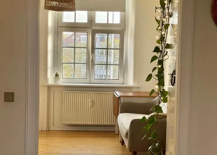 Hyggelig Bolig I Lejlighed *